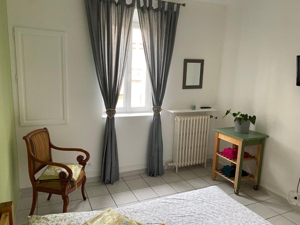 Appartement Spacieux Orange  Kültér fotó